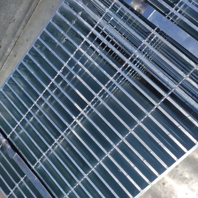 La pression a soudé l'immersion chaude de grille en acier en métal du carbone Q235 galvanisée