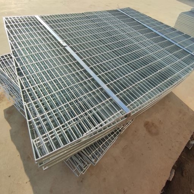 Anti corrosion adaptée aux besoins du client de grille en acier blanche argentée en métal
