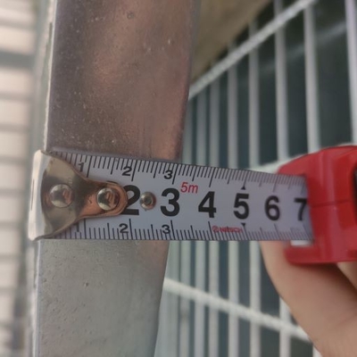 Anti corrosion adaptée aux besoins du client de grille en acier blanche argentée en métal