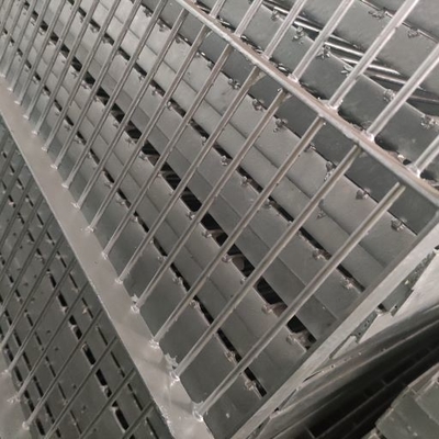 Grille en acier en métal du carbone Q235 soutenant le lancement 30mm de barre
