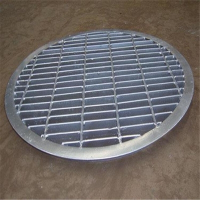 La pression discordante en acier galvanisée à chaud a soudé la grille discordante en acier de couverture de puits de grille de l'eau