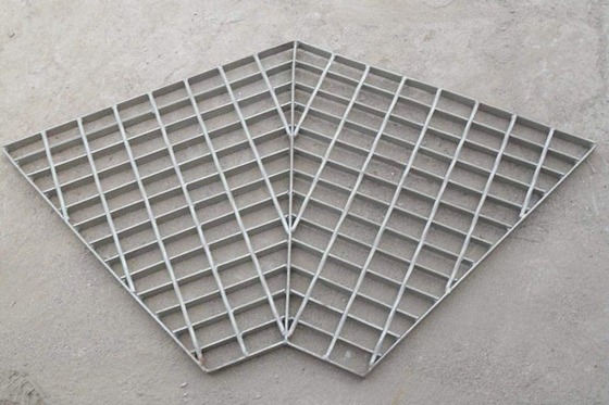 Haut plat de grille galvanisé plat de rapport en métal pour la plate-forme de centrale