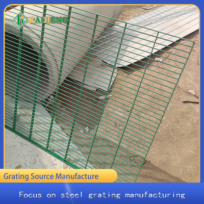 Barrière adaptée aux besoins du client For Chicken Dog de grille de fil d'acier en métal