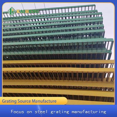 Acier inférieur Mesh Grating Plastic Impregnated de plancher de grille en métal de cage