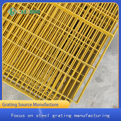 Grille galvanisée de plancher de grille en métal d'immersion chaude pour la barrière de cage de volaille