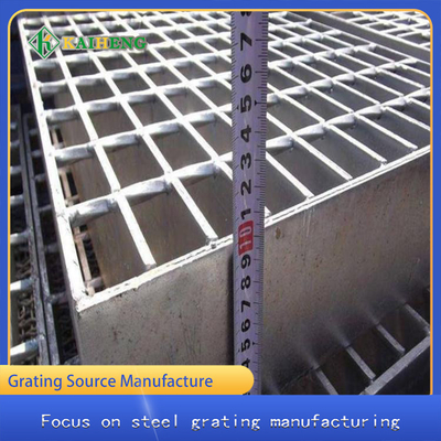Grille en acier résistante de sécurité de galvanisation de G605/40/80FG Q235 pour l'industrie