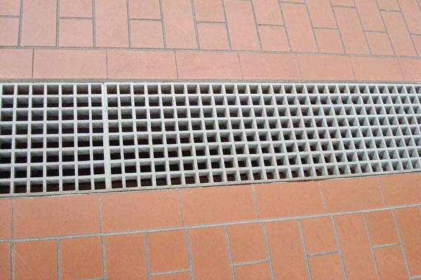 grille en acier de couverture de fossé