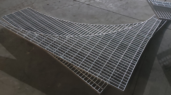 grille en acier formée spéciale