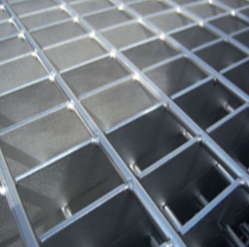 grille en acier en métal